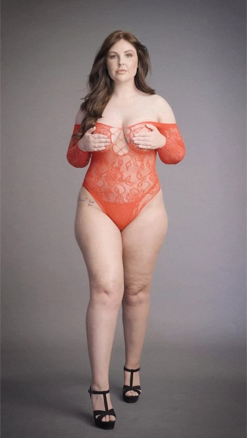 Le desir - Body ze stringami z otwartym kroczem Plus Size Le desir - Body ze stringami z otwartym kroczem Plus Size