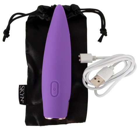 Skyn Caress - Stymulator Łechtaczki Z Podwójnym Języczkiem Fioletowy 13.3 cm Skyn Caress - Stymulator Łechtaczki Z Podwójnym Języczkiem Fioletowy 13.3 cm