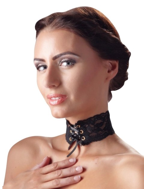 Cottelli ACCESSOIRES - Czarny Koronkowy Naszyjnik Z Satynową Tasiemką Do Wiązania Cottelli ACCESSOIRES - Czarny Koronkowy Naszyjnik Z Satynową Tasiemką Do Wiązania