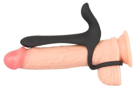 Black Velvets - Pierścień Na Penisa Ze Stymulatorem Łechtaczki 14 Cm Black Velvets - Pierścień Na Penisa Ze Stymulatorem Łechtaczki 14 Cm