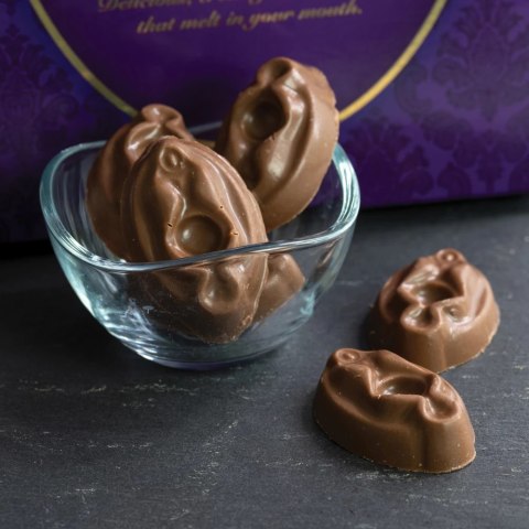 Cukierki Czekoladki W Kształcie Waginy 60 g Cukierki Czekoladki W Kształcie Waginy 60 g