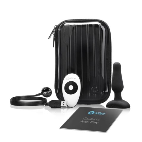 B-Vibe Novice Plug Black - kompaktowa maszyna intymna z pilotem B-Vibe Novice Plug Black - kompaktowa maszyna intymna z pilotem